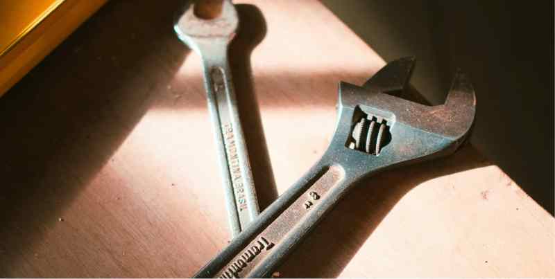 VIM Induction furnaces maintenance