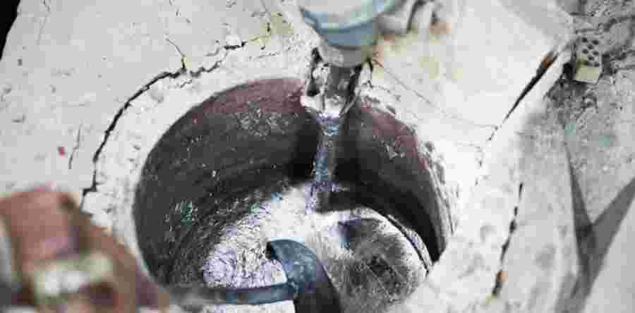 Crucible Furnace Melting Aluminum Crucible Furnace Melting Aluminum